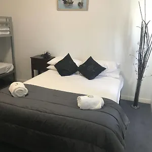 Hostel Tin Bay Budget
